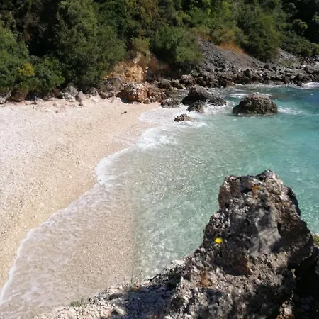 Ilios شقة فندقية 3*