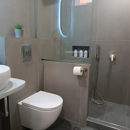 Ilios شقة فندقية